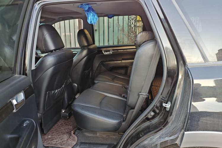 Used Kia Borrego 2008 3.8L Luxury Edition China IV Left Rear Seat