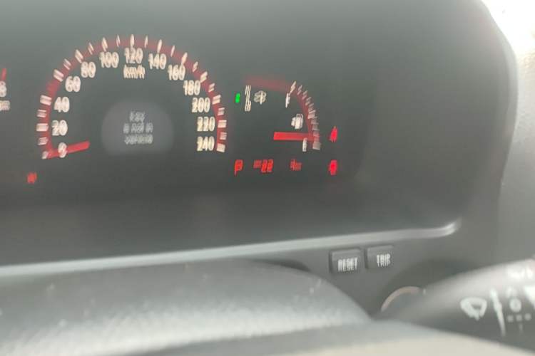 Used Kia Borrego 2008 3.8L Luxury Edition China IV Odometer Close Up