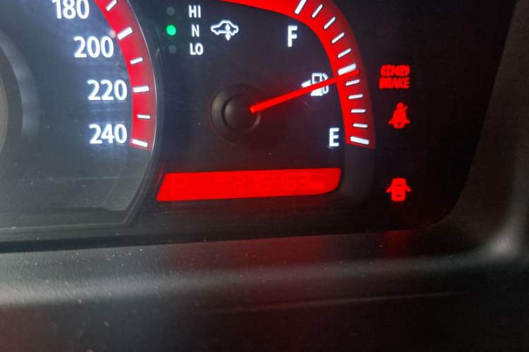 Used Kia Borrego 2008 3.8L Luxury Edition China IV Odometer Close Up