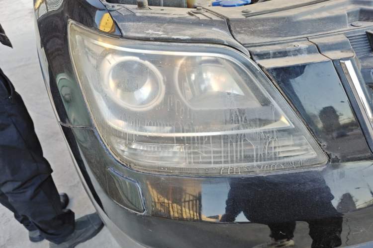 Used Kia Borrego 2008 3.8L Luxury Edition China IV Right Front Headlight