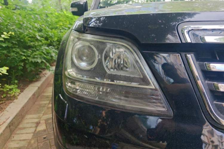 Used Kia Borrego 2008 3.8L Luxury Edition China IV Right Front Headlight