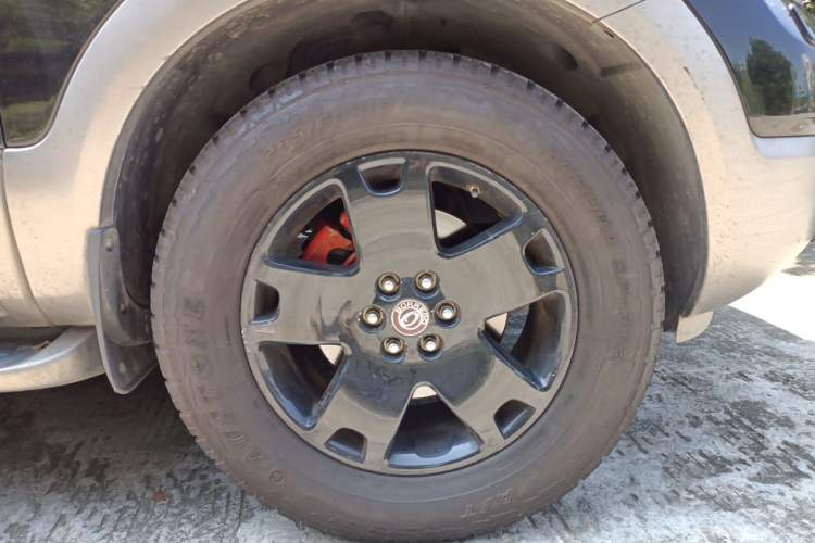 Used Kia Borrego 2008 3.8L Luxury Edition China IV Right Front Wheel Hub