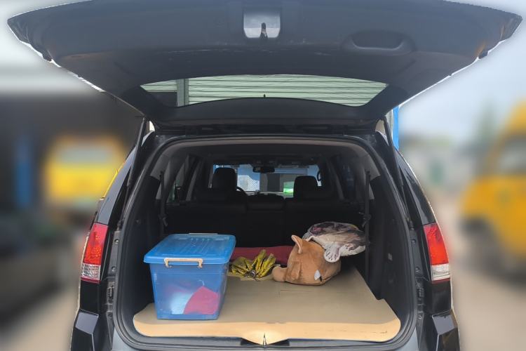 Used Kia Borrego 2008 3.8L Luxury Edition China IV Trunk