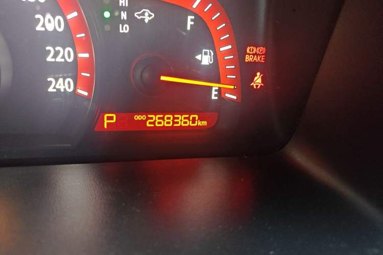Used Kia Borrego 2008 3.8L Luxury Edition China IV Odometer Close Up