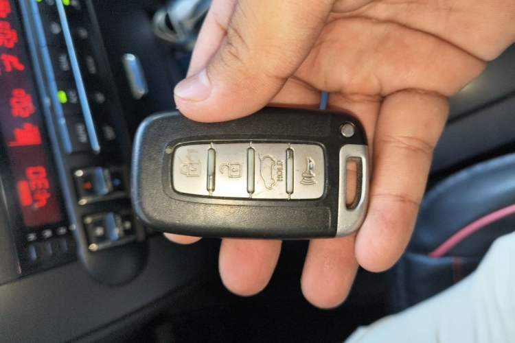 Used Kia Borrego 2008 3.8L Luxury Edition China IV Vehicle Key