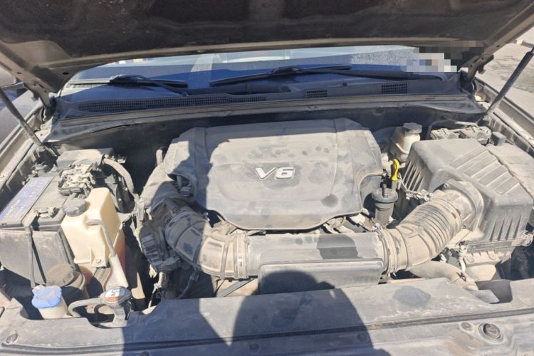 Used Kia Borrego 2008 3.8L Luxury Edition China IV Engine Bay