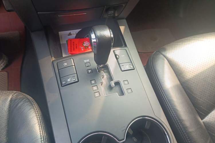 Used Kia Borrego 2008 3.8L Luxury Edition China IV Gear Lever
