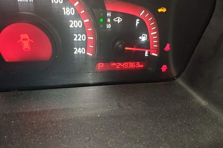 Used Kia Borrego 2008 3.8L Luxury Edition China IV Odometer Close Up