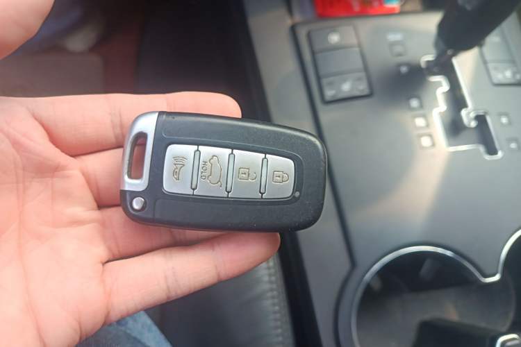 Used Kia Borrego 2008 3.8L Luxury Edition China IV Vehicle Key