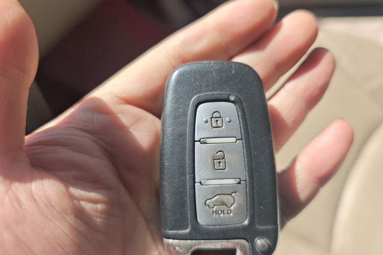 Used Kia Borrego 2008 3.8L Luxury Edition China IV Vehicle Key