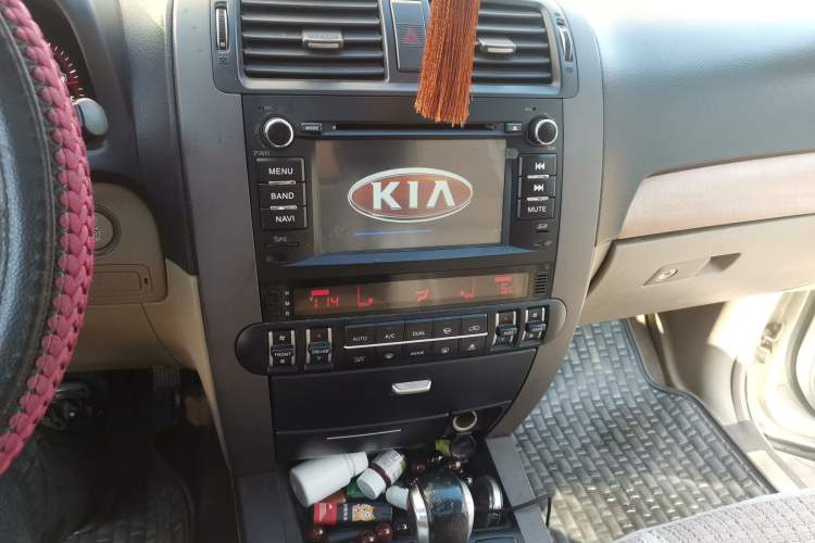 Used Kia Borrego 2008 3.8L Luxury Edition China IV Audio And AC Panel