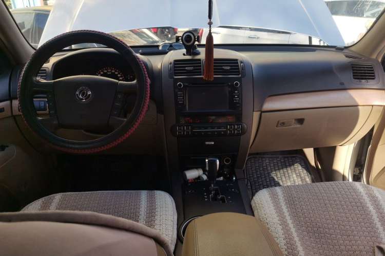 Used Kia Borrego 2008 3.8L Luxury Edition China IV Center Console