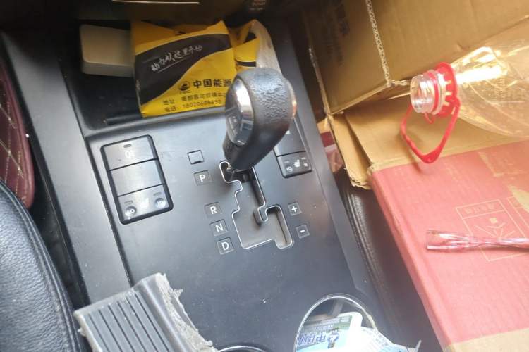 Used Kia Borrego 2008 3.8L Luxury Edition China IV Gear Lever