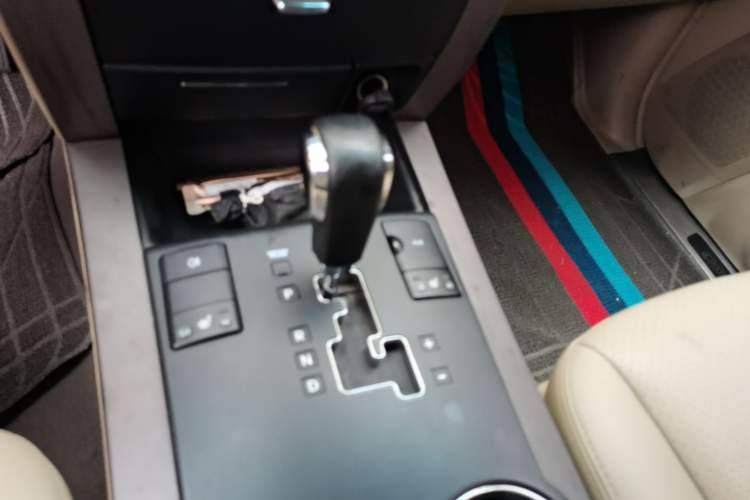 Used Kia Borrego 2008 3.8L Luxury Edition China IV Gear Lever