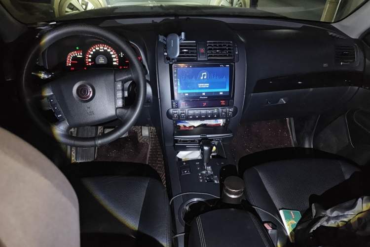 Used Kia Borrego 2008 3.8L Luxury Edition China IV Interior 2