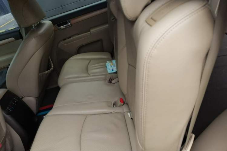 Used Kia Borrego 2008 3.8L Luxury Edition China IV Left Rear Seat
