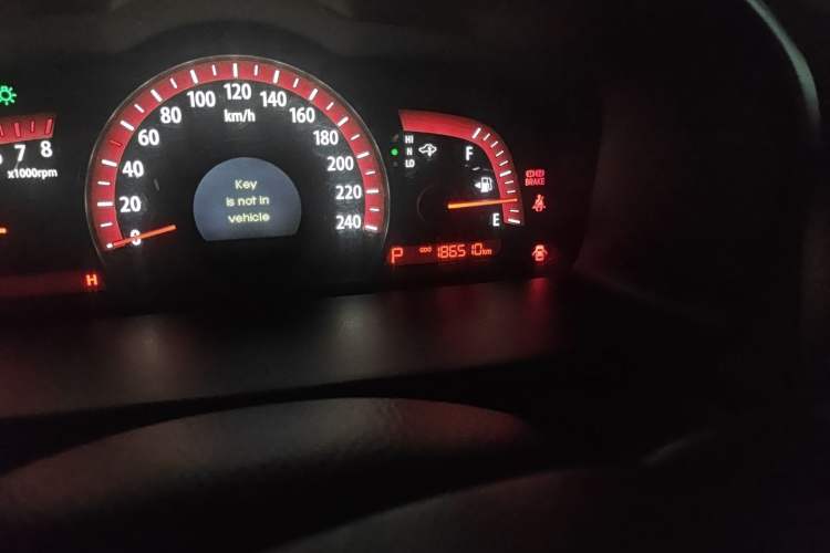 Used Kia Borrego 2008 3.8L Luxury Edition China IV Odometer Close Up