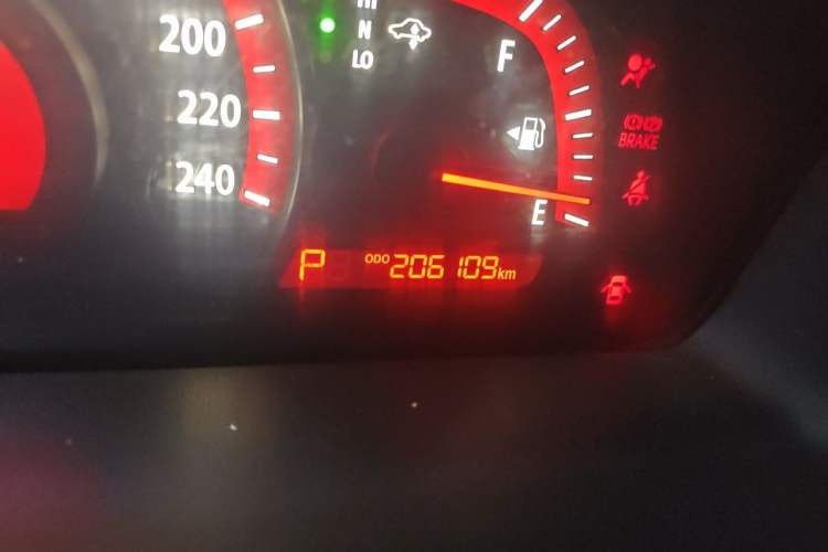 Used Kia Borrego 2008 3.8L Luxury Edition China IV Odometer Close Up