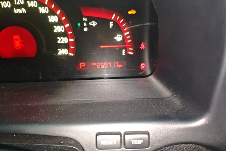 Used Kia Borrego 2008 3.8L Luxury Edition China IV Odometer Close Up