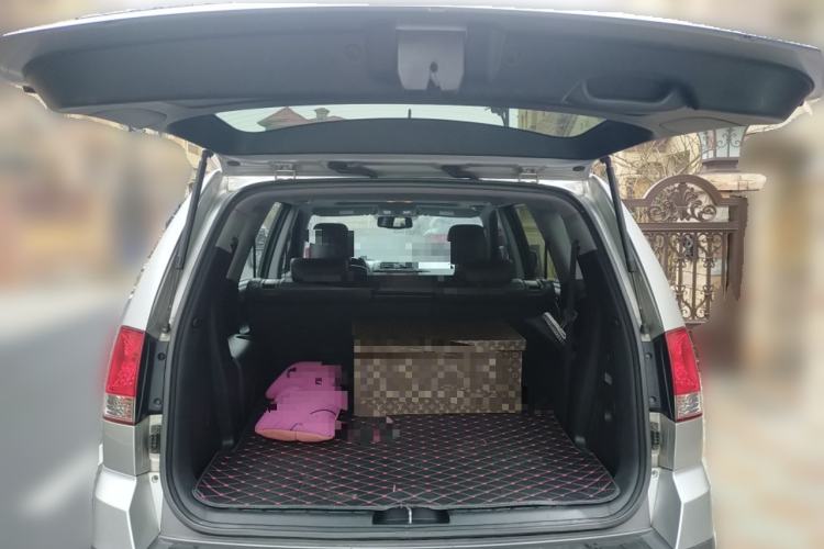 Used Kia Borrego 2008 3.8L Luxury Edition China IV Trunk
