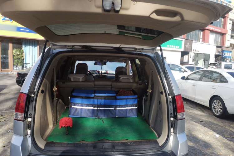 Used Kia Borrego 2008 3.8L Luxury Edition China IV Trunk