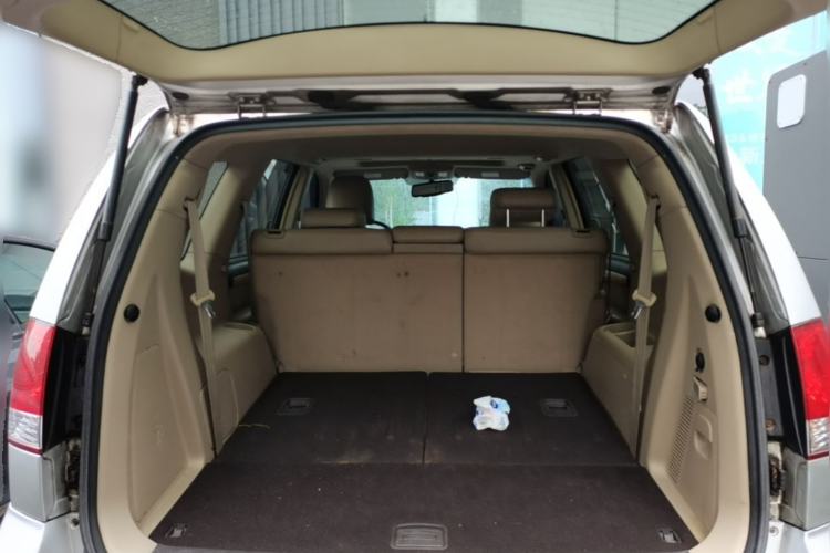 Used Kia Borrego 2008 3.8L Luxury Edition China IV Trunk