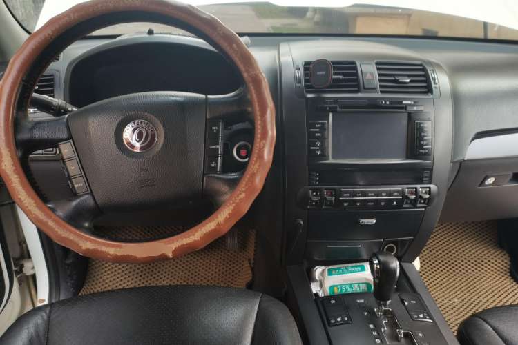 Used Kia Borrego 2008 3.8L Luxury Edition China IV Center Console