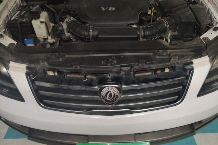 Used Kia Borrego 2008 3.8L Luxury Edition China IV Engine Bay
