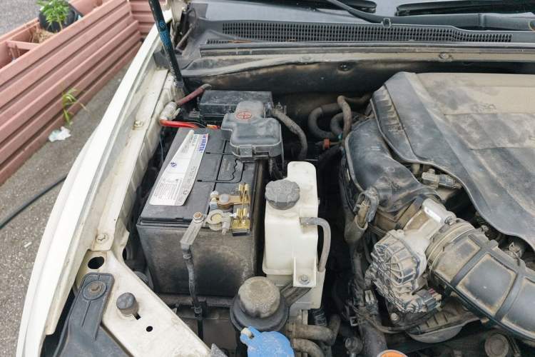 Used Kia Borrego 2008 3.8L Luxury Edition China IV Engine Bay Right