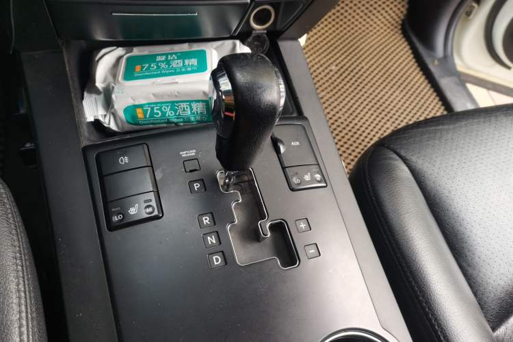 Used Kia Borrego 2008 3.8L Luxury Edition China IV Gear Lever