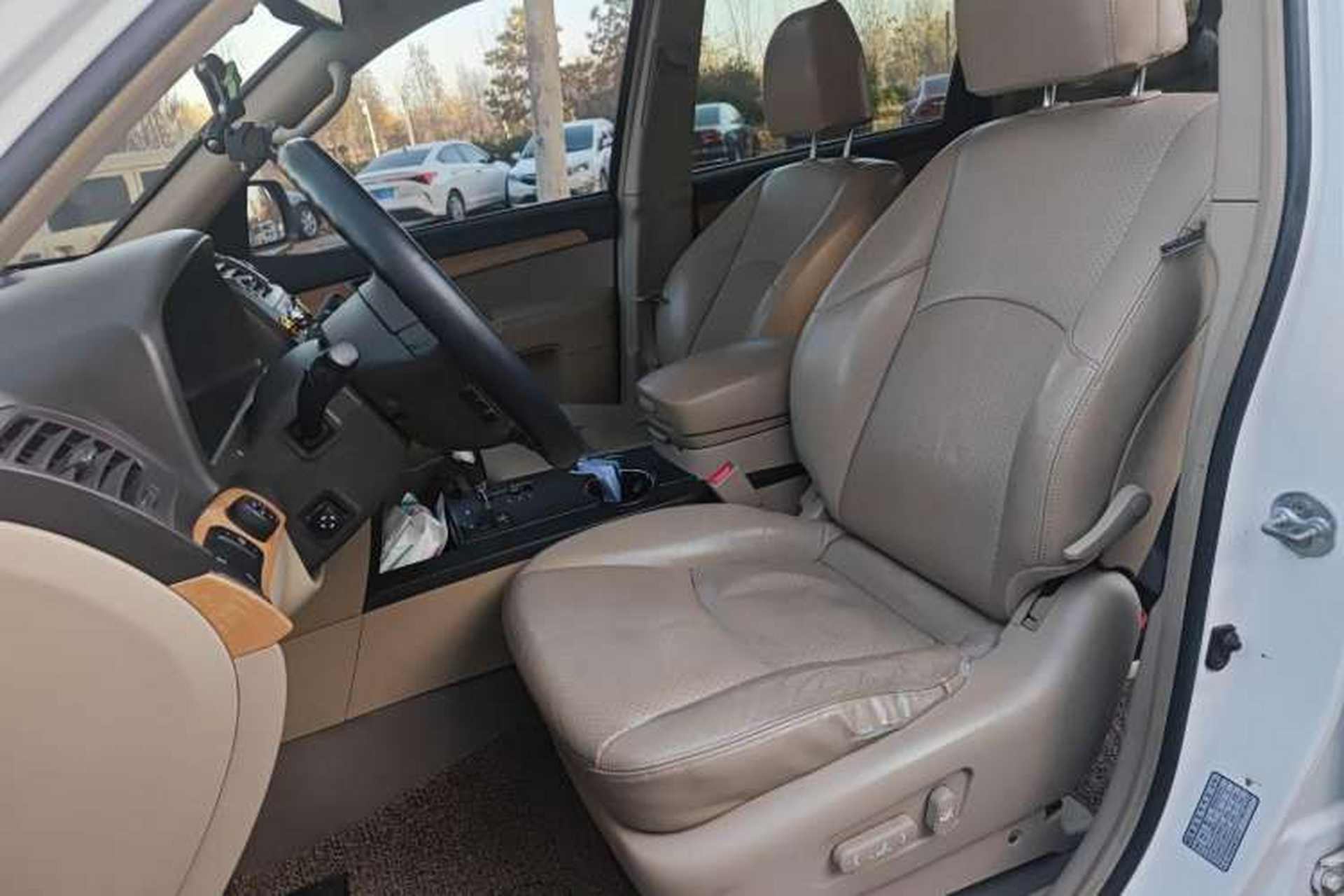 Used Kia Borrego 2008 3.8L Luxury Edition China IV Left Front Seat
