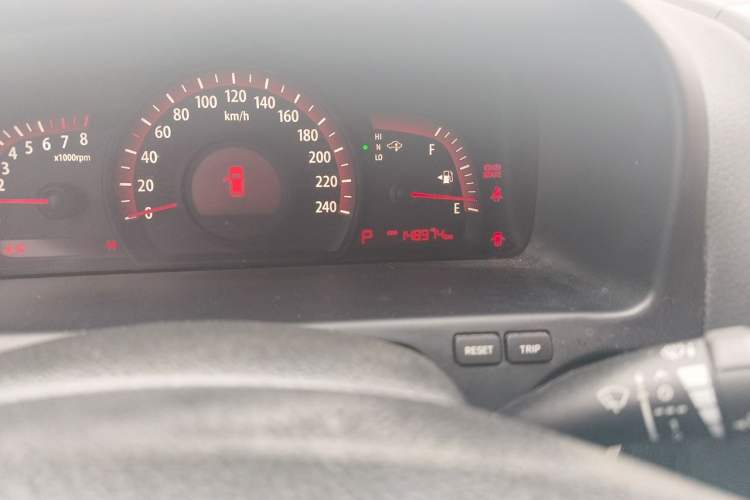 Used Kia Borrego 2008 3.8L Luxury Edition China IV Odometer Close Up