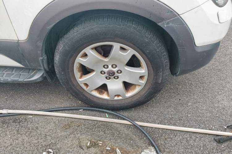 Used Kia Borrego 2008 3.8L Luxury Edition China IV Right Front Wheel Hub