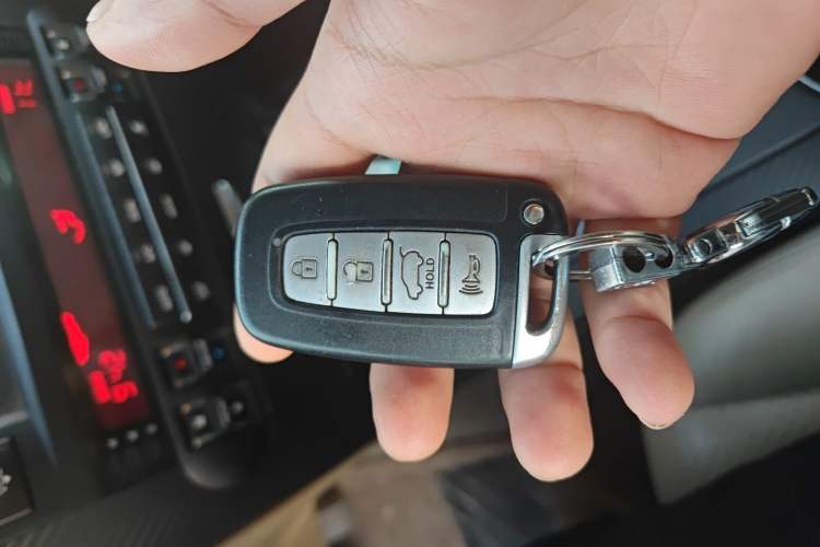 Used Kia Borrego 2008 3.8L Luxury Edition China IV Vehicle Key