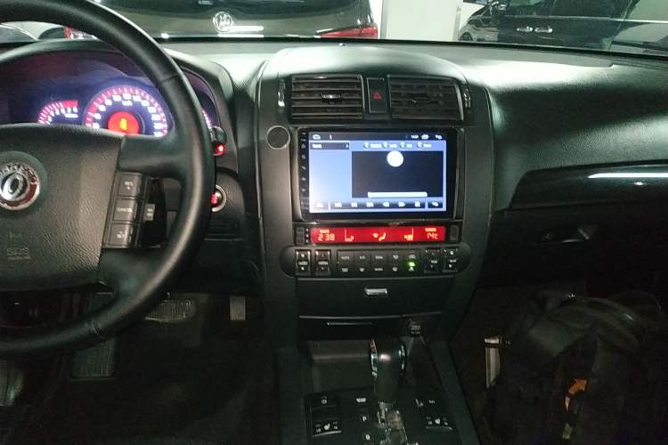 Used Kia Borrego 2013 3.8L Luxury Edition China V standard Audio And AC Panel