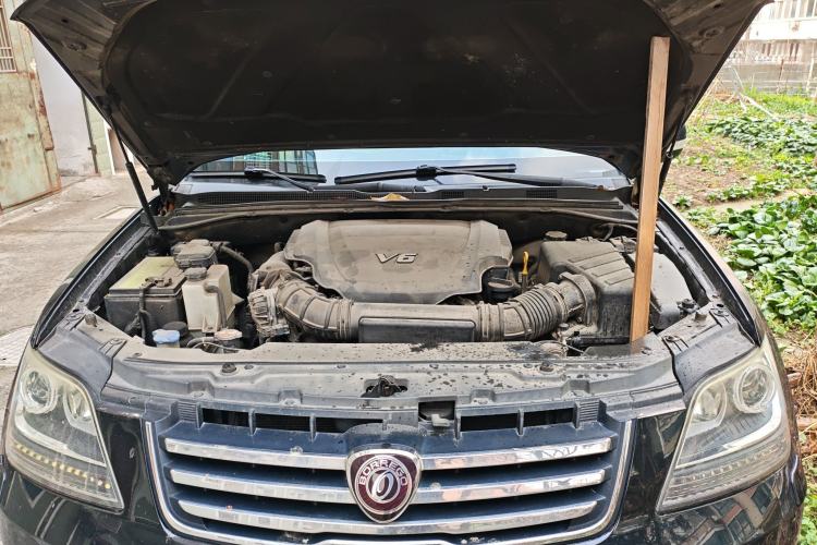Used Kia Borrego 2013 3.8L Luxury Edition China V standard Engine Bay