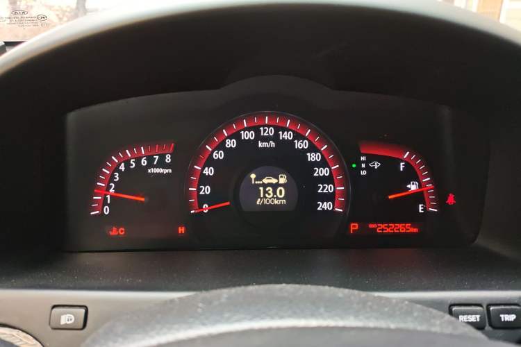 Used Kia Borrego 2013 3.8L Luxury Edition China V standard Instrument Cluster
