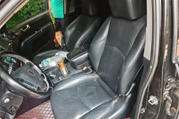 Used Kia Borrego 2013 3.8L Luxury Edition China V standard Left Front Seat