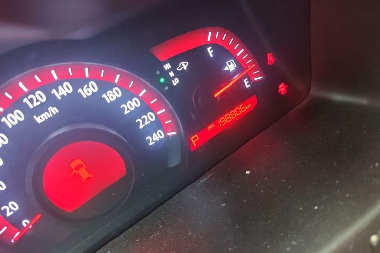 Used Kia Borrego 2013 3.8L Luxury Edition China V standard Odometer Close Up
