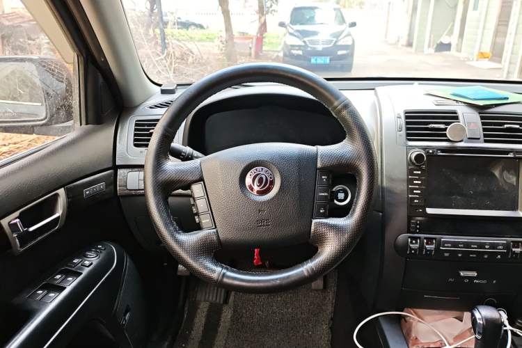 Used Kia Borrego 2013 3.8L Luxury Edition China V standard Steering Wheel