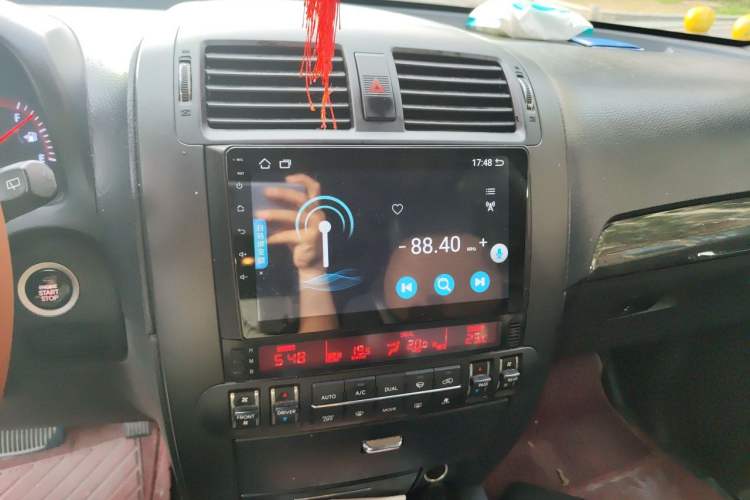 Used Kia Borrego 2013 3.8L Luxury Edition China V standard Audio And AC Panel