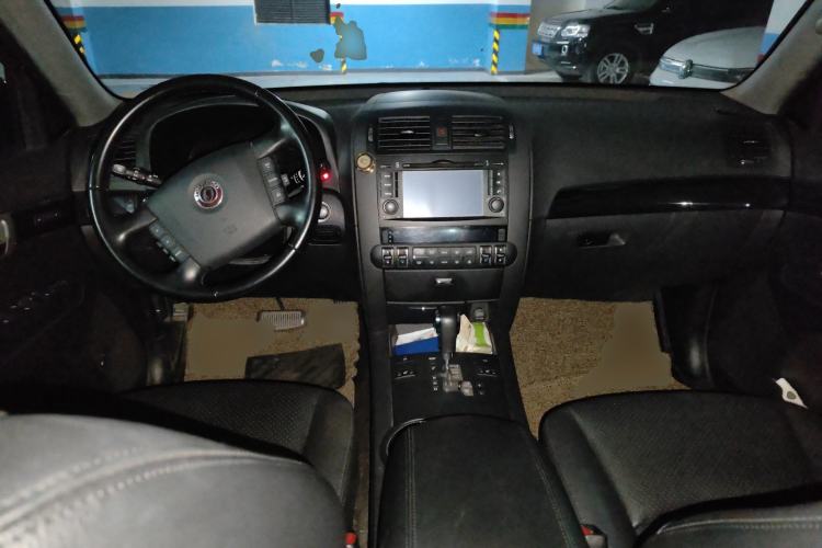 Used Kia Borrego 2013 3.8L Luxury Edition China V standard Center Console
