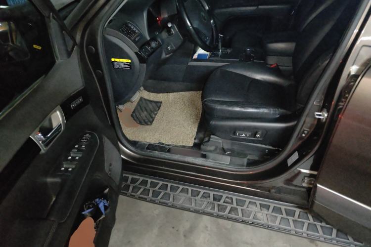 Used Kia Borrego 2013 3.8L Luxury Edition China V standard Driver Seat