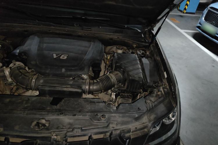 Used Kia Borrego 2013 3.8L Luxury Edition China V standard Engine Bay Left
