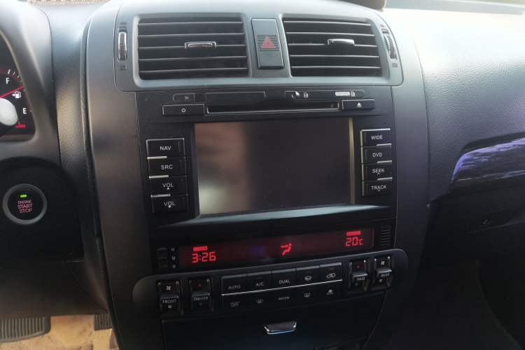 Used Kia Borrego 2013 3.8L Luxury Edition China V standard Audio And AC Panel