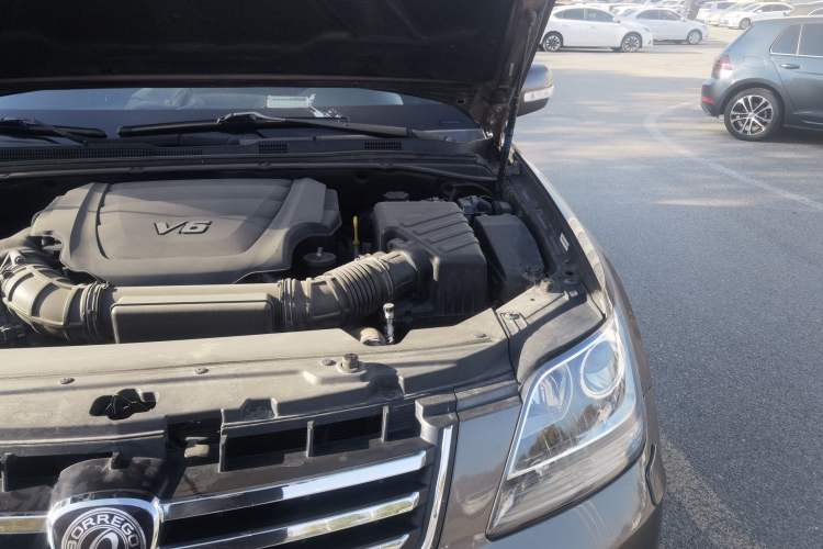 Used Kia Borrego 2013 3.8L Luxury Edition China V standard Engine Bay Left