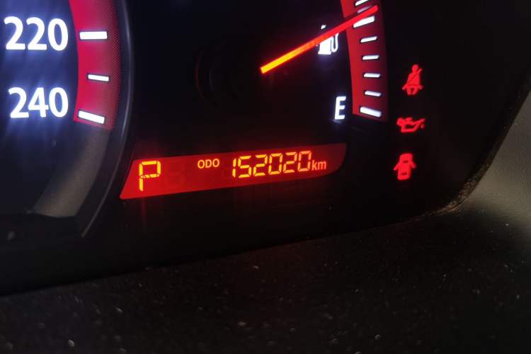 Used Kia Borrego 2013 3.8L Luxury Edition China V standard Odometer Close Up