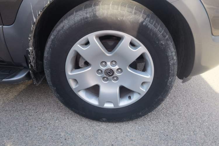 Used Kia Borrego 2013 3.8L Luxury Edition China V standard Right Front Wheel Hub