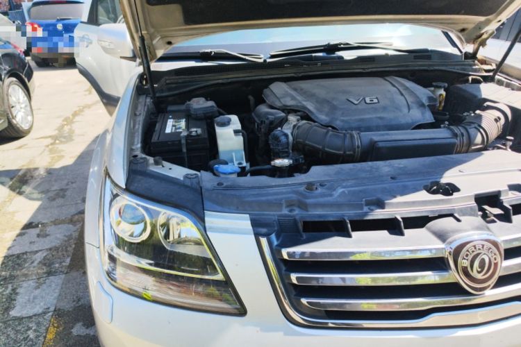 Used Kia Borrego 2013 3.8L Luxury Edition China V standard Engine Bay Right
