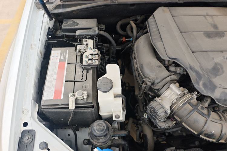 Used Kia Borrego 2013 3.8L Luxury Edition China V standard Engine Bay Right